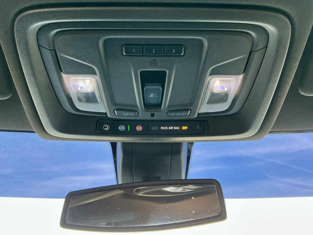 Used 2022 GMC Sierra 1500 SLT image 35