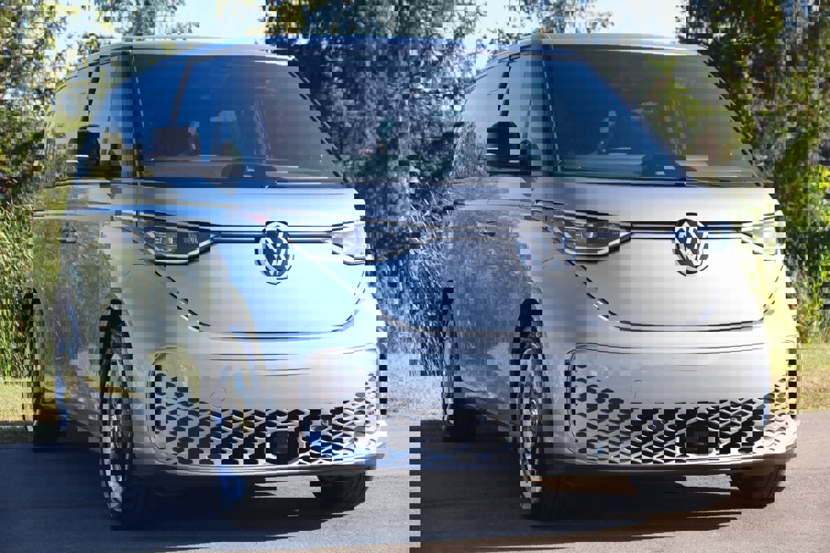 Used 2025 Volkswagen ID. Buzz Pro S image 26