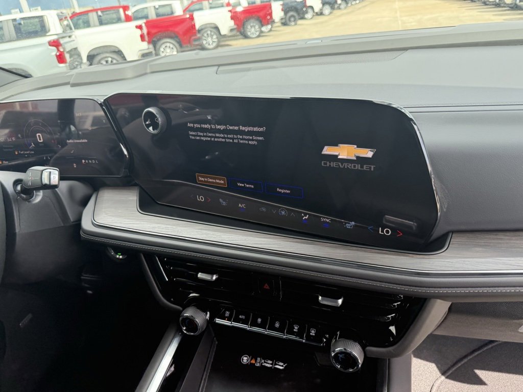 New 2026 Chevrolet Suburban LT w/ Comfort Package image 50