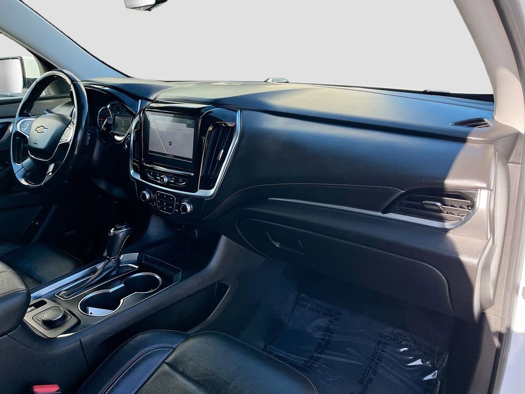 Used 2019 Chevrolet Traverse RS image 32