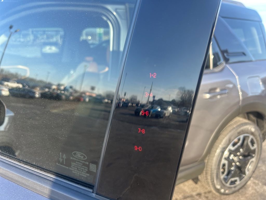 Used 2021 Ford Bronco Sport Outer Banks image 9