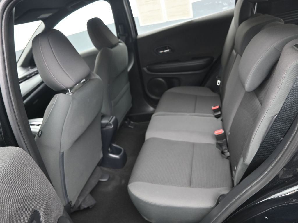Used 2019 Honda HR-V Sport image 10