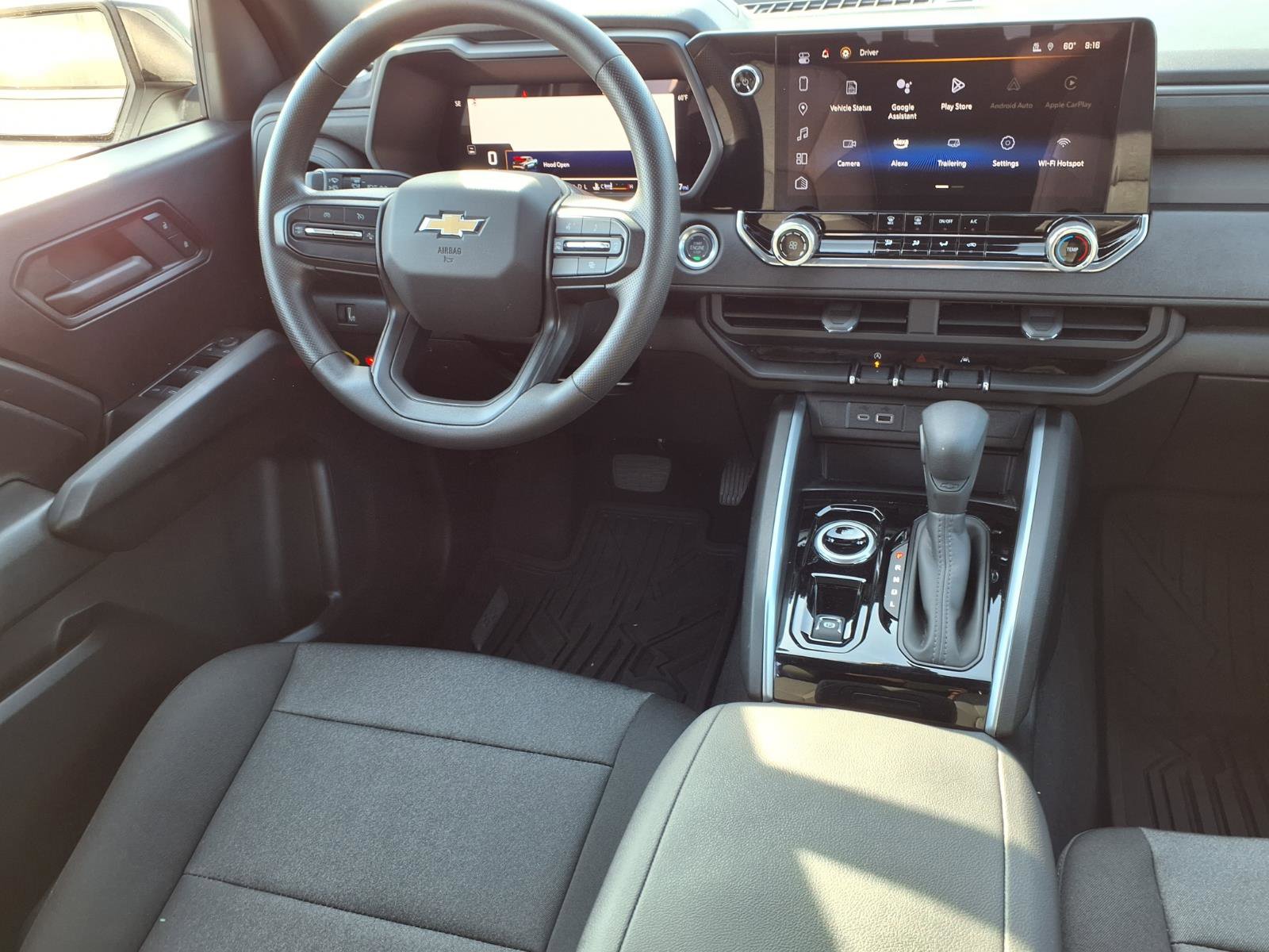 Used 2024 Chevrolet Colorado W/T w/ Technology Package AWD/4WD image 5