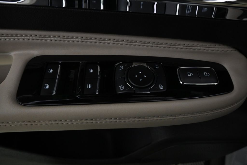 New 2026 Lincoln Corsair Premiere image 23