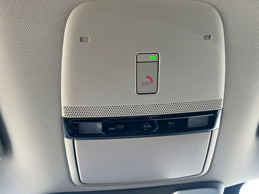 New 2026 Nissan Armada SV image 7