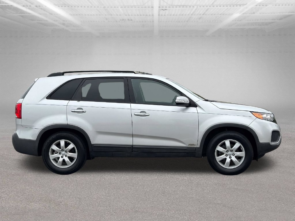 Used 2013 Kia Sorento LX AWD/4WD image 10