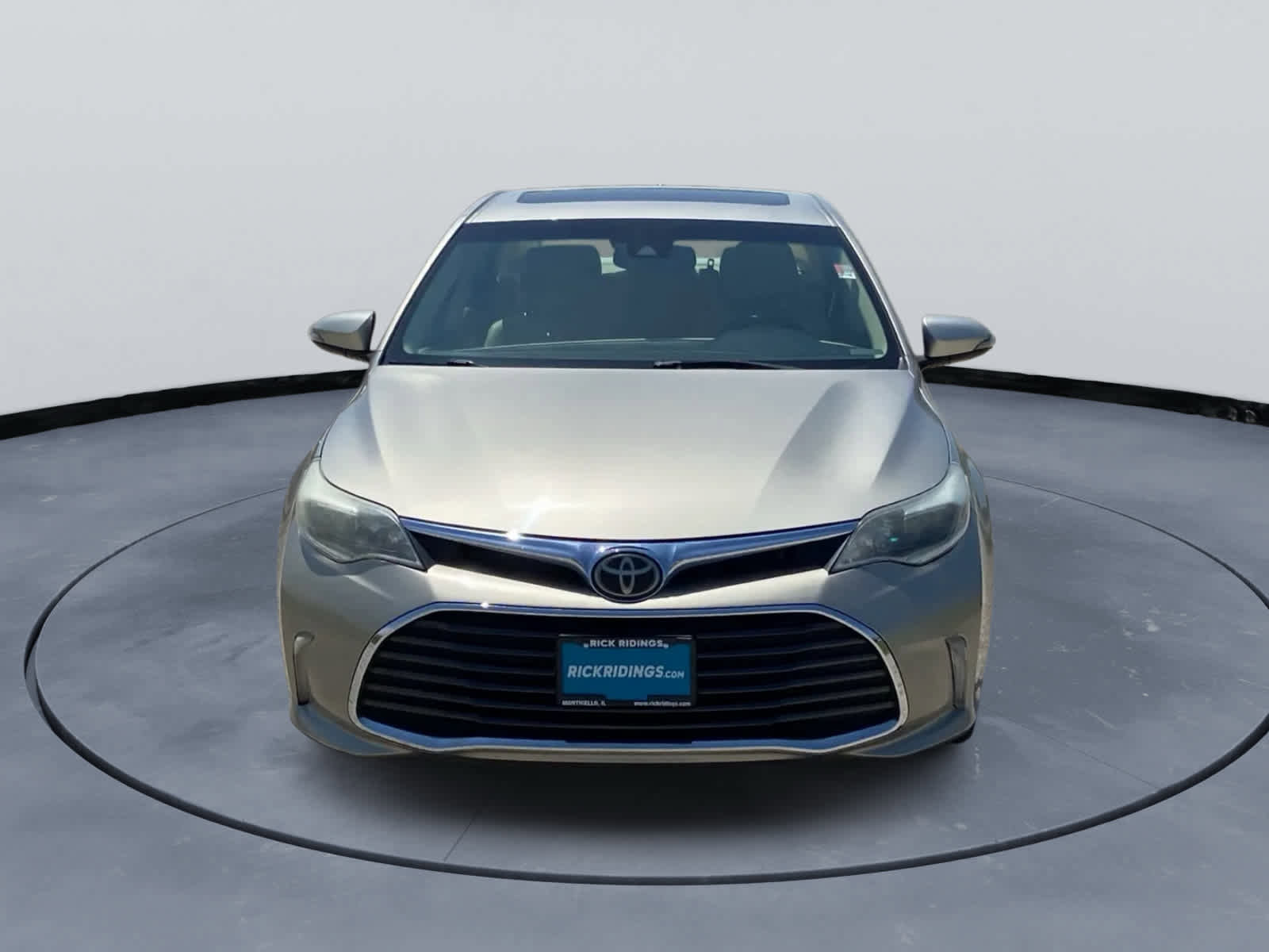 Used 2017 Toyota Avalon Limited w/ Carpet Mat Package FWD image 2