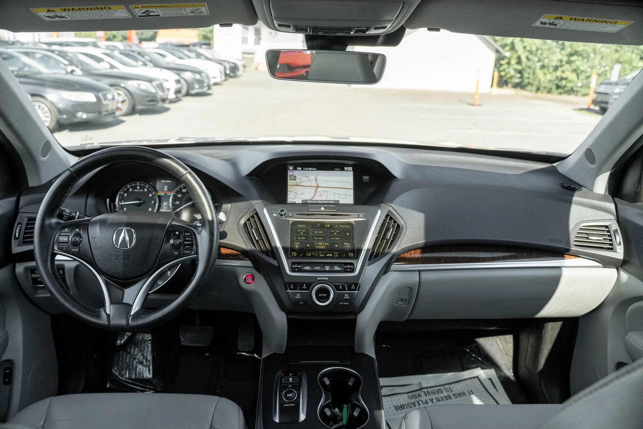 Used 2017 Acura MDX w/ Technology Package AWD/4WD image 15
