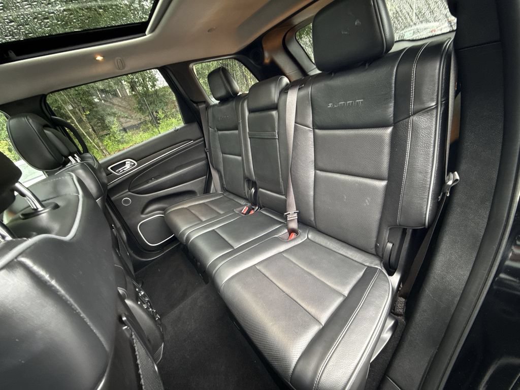 Used 2021 Jeep Grand Cherokee Summit w/ Platinum Series Group AWD/4WD image 25