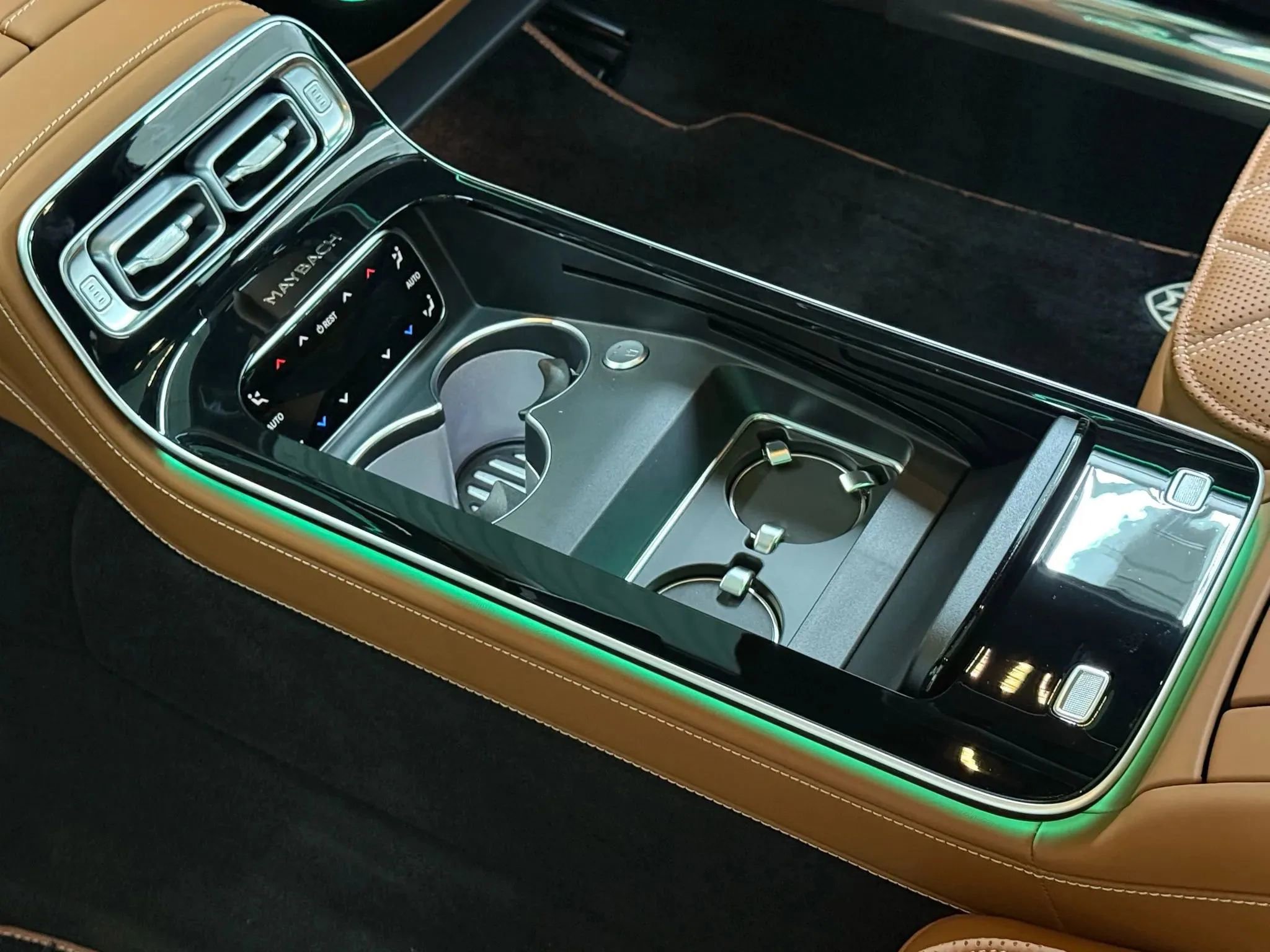 Used 2026 Mercedes-Benz Maybach S 680 S 680 4MATIC Sedan 4D image 60