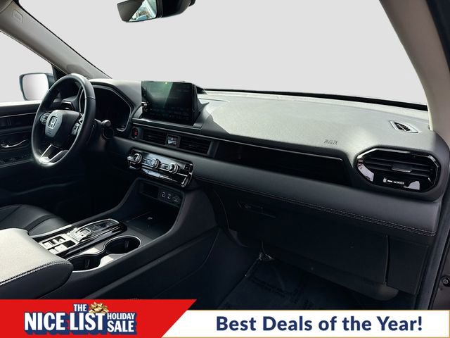 Certified 2025 Honda Pilot Touring image 32