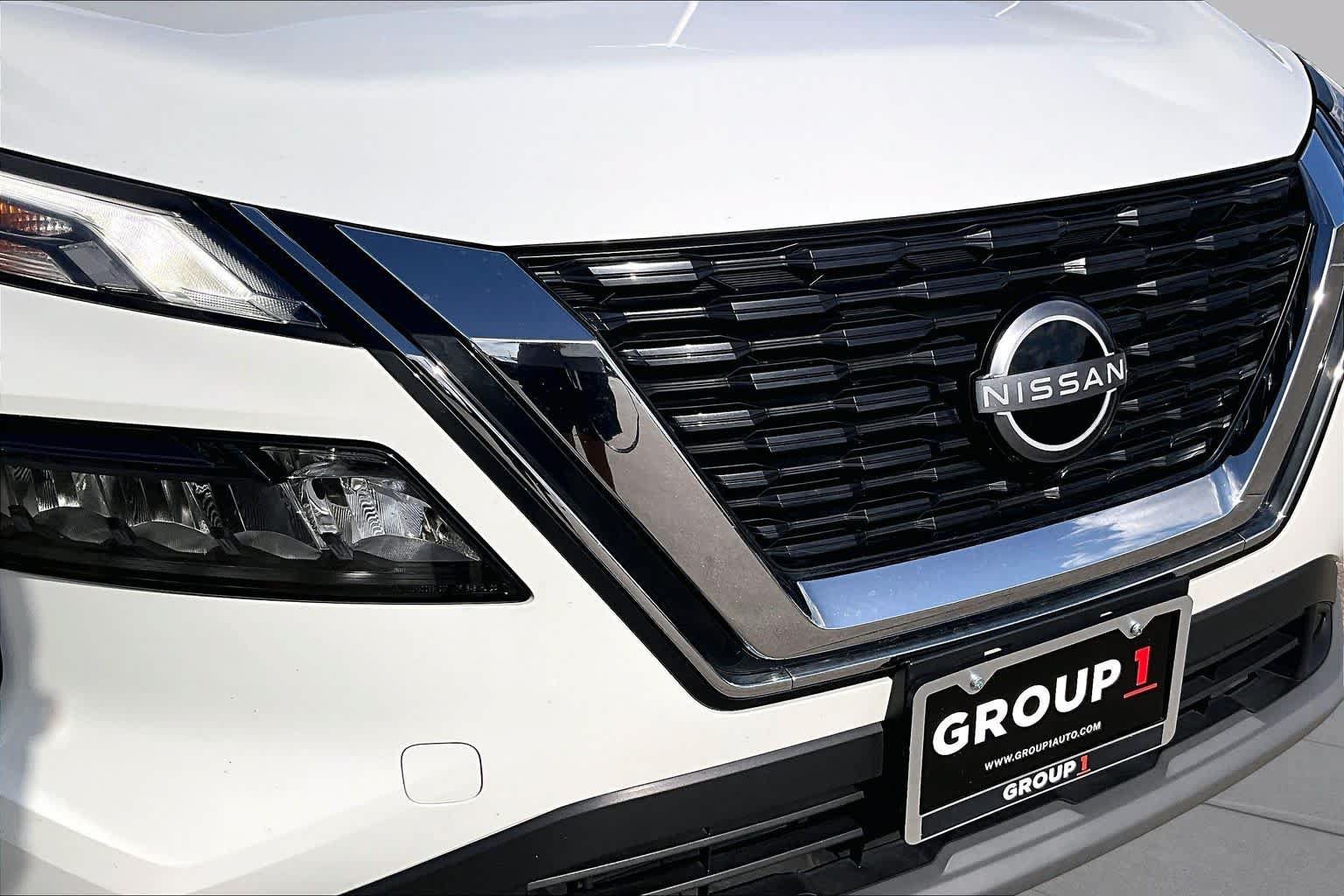 Used 2023 Nissan Rogue S FWD image 27
