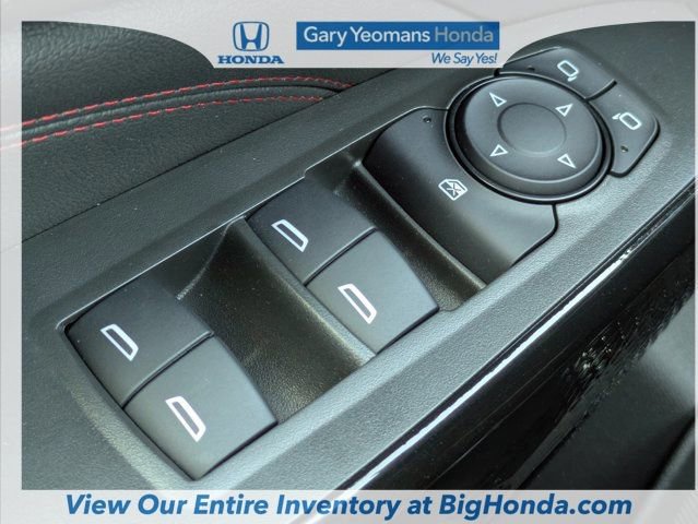 Used 2025 Chevrolet Trax RS w/ Driver Confidence Package image 24