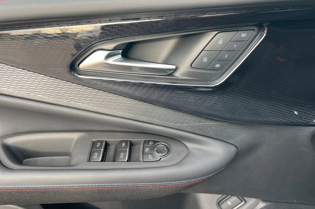 New 2026 Chevrolet Blazer EV RS w/ Super Cruise Package image 8