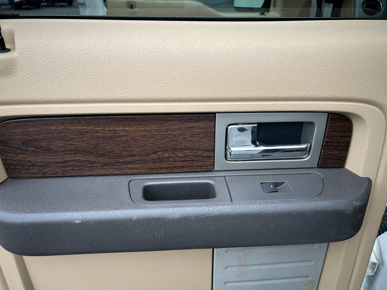 Used 2013 Ford F150 Lariat w/ Luxury Equipment Group AWD/4WD image 33