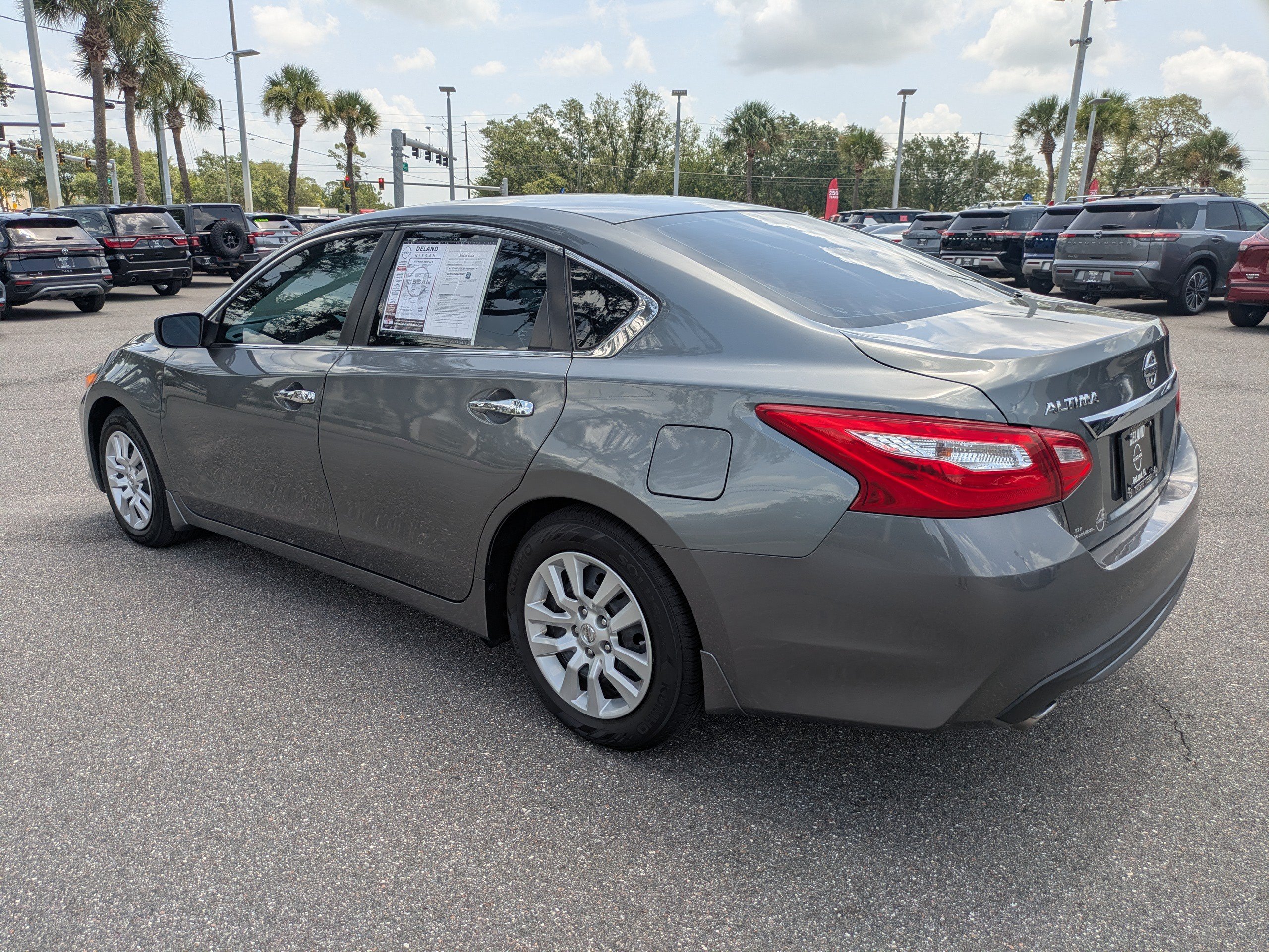 Used 2016 Nissan Altima 2.5 S FWD image 6