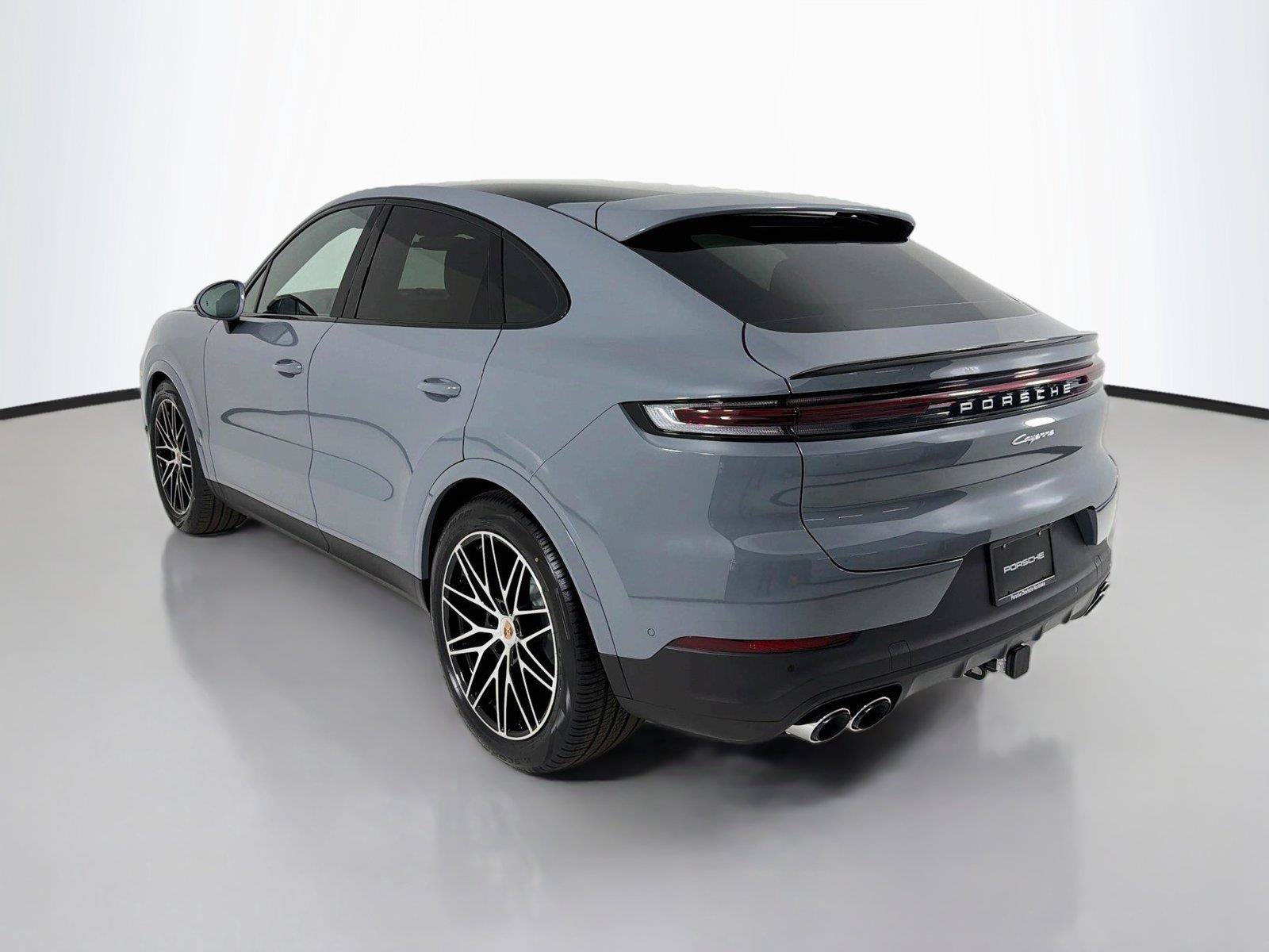 New 2026 Porsche Cayenne Coupe AWD/4WD image 3