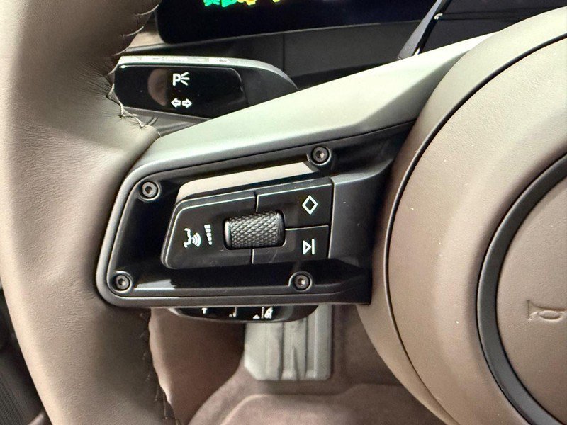 New 2026 Porsche Cayenne Turbo AWD/4WD image 19