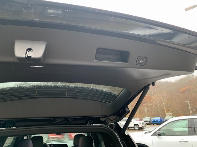 New 2026 Chevrolet Traverse LT image 13