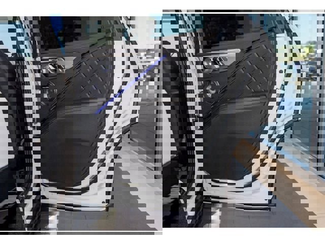 Used 2026 BMW XM Label Red image 79