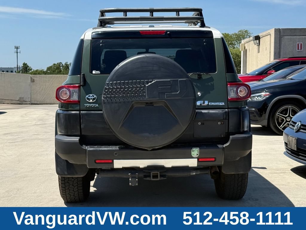 Used 2012 Toyota FJ Cruiser 2WD w/ Upgrade Pkg image 10