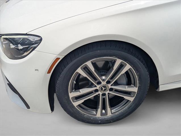 Used 2023 Mercedes-Benz E 350 4MATIC Sedan image 21