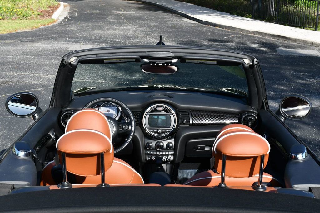 Used 2018 MINI Cooper S image 57