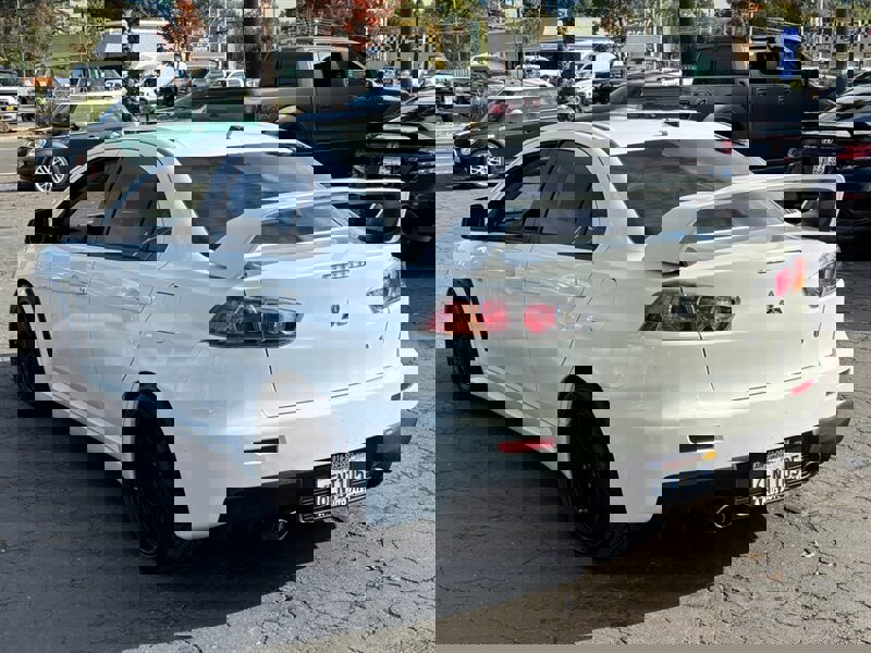 Used 2008 Mitsubishi Lancer Evolution GSR image 8