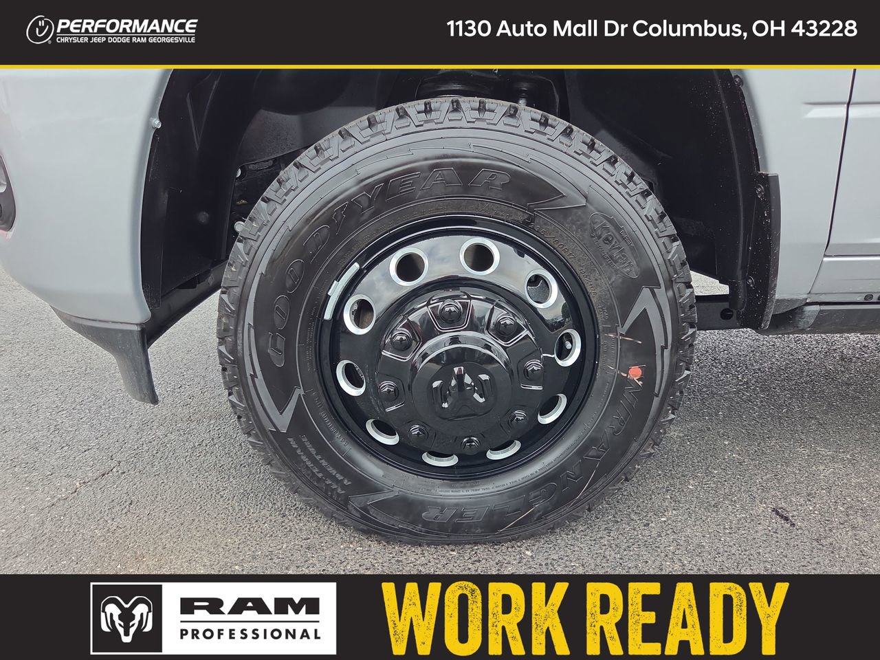 New 2026 RAM 3500 Laramie AWD/4WD image 10