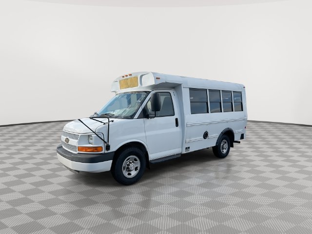 Used 2014 Chevrolet Express 3500 w/ School Bus Package RWD image 5