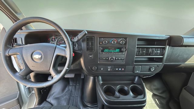 Used 2024 Chevrolet Express 2500 w/ Driver Convenience Package RWD image 16