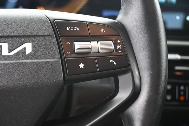 Used 2026 Kia Sportage LX FWD image 30