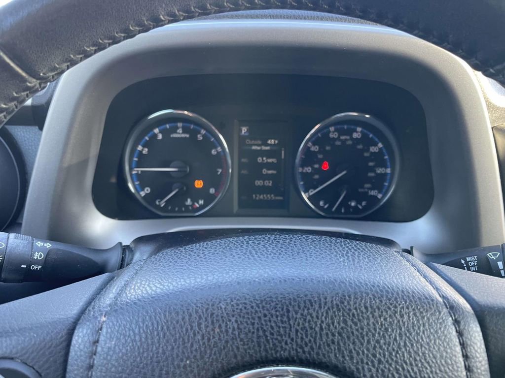 Used 2016 Toyota RAV4 XLE image 36