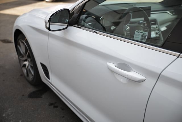 New 2025 Genesis G70 2.5T image 11