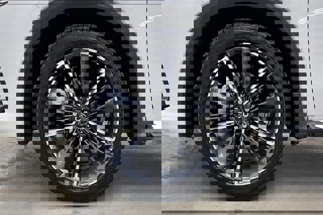 Certified 2025 INFINITI QX55 Luxe w/ Cargo Package AWD/4WD image 10