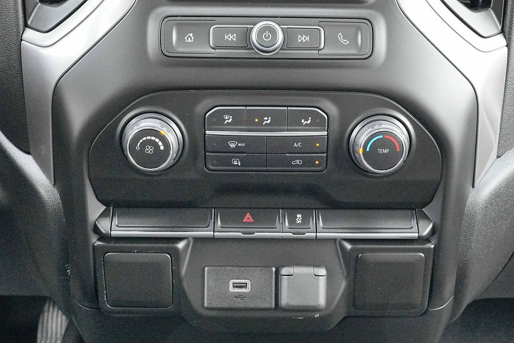Used 2020 Chevrolet Silverado 1500 Custom w/ Trailering Package AWD/4WD image 30