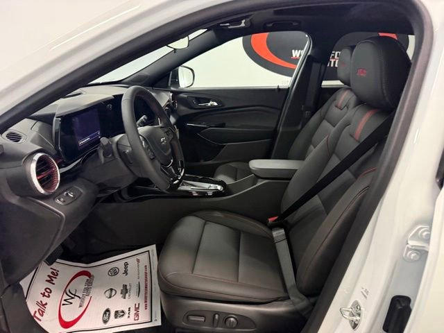 New 2026 Chevrolet Trax RS w/ Sunroof Package FWD image 9