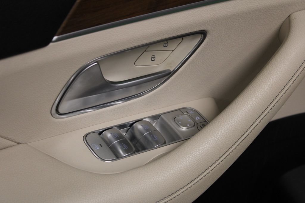 Certified 2023 Mercedes-Benz GLE 350 4MATIC w/ Premium Package image 18