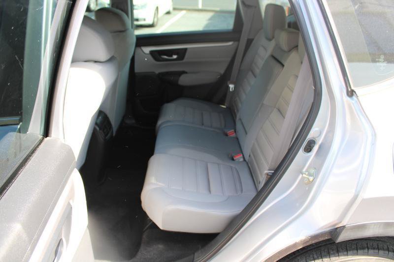 Used 2019 Honda CR-V LX image 12