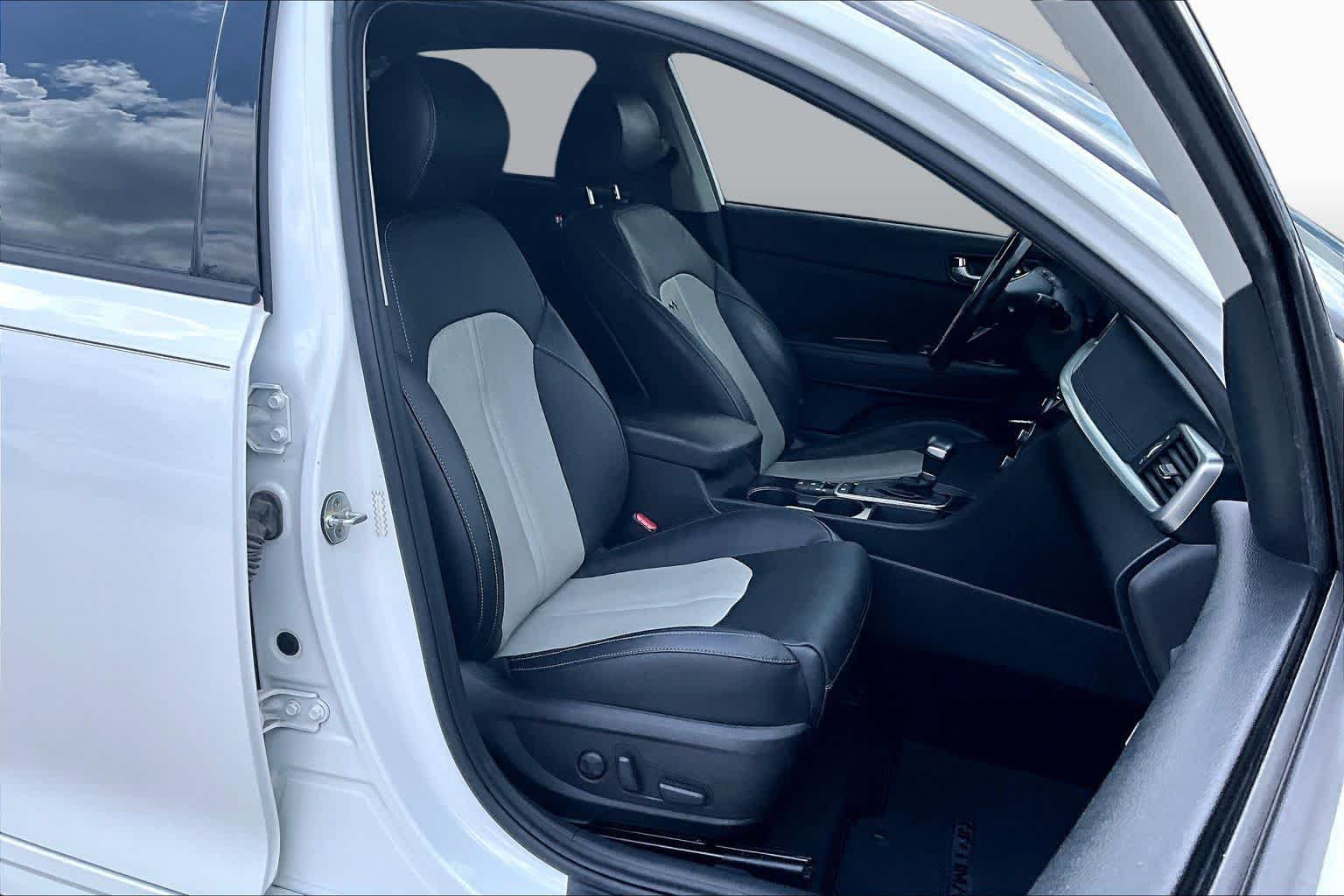 Used 2019 Kia Optima EX w/ EX Premium Package FWD image 9