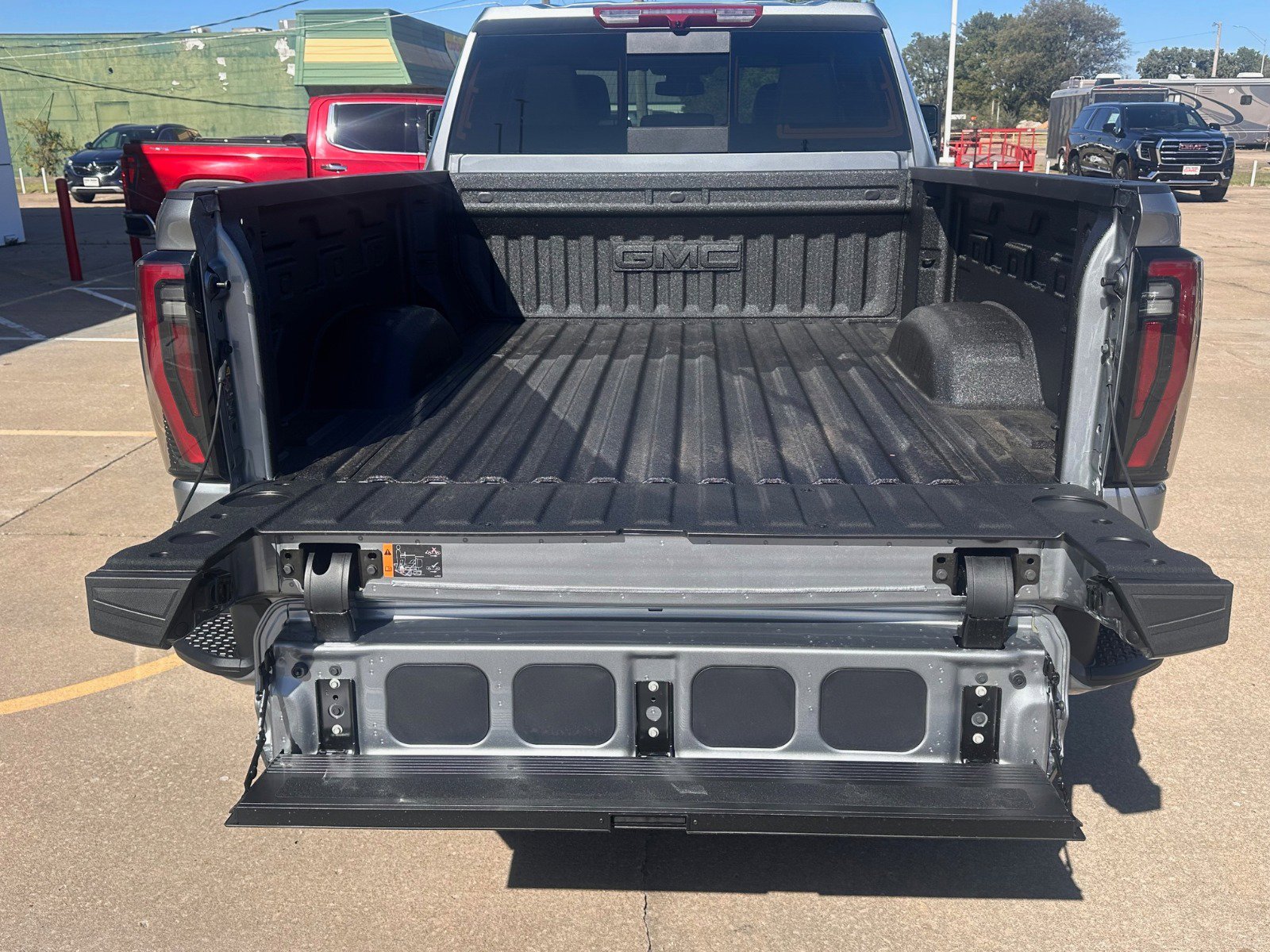 New 2026 GMC Sierra 2500 AT4 w/ AT4 Preferred Package image 26