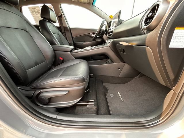 Used 2023 Hyundai Kona Limited image 28