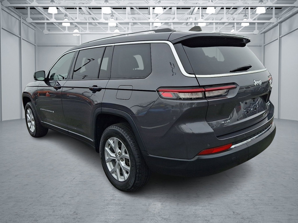 Used 2023 Jeep Grand Cherokee L Limited image 3