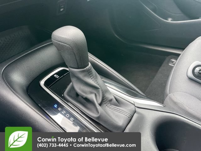 Used 2025 Toyota Corolla LE FWD image 14