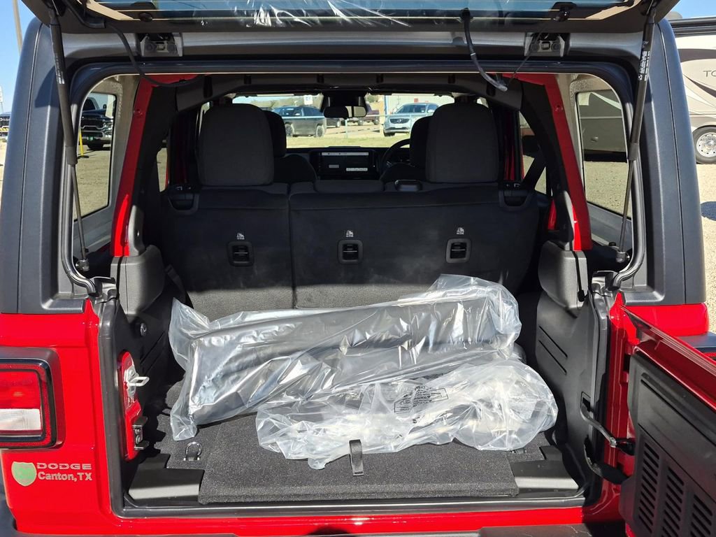 New 2026 Jeep Wrangler Unlimited Sport w/ Convenience Group image 7