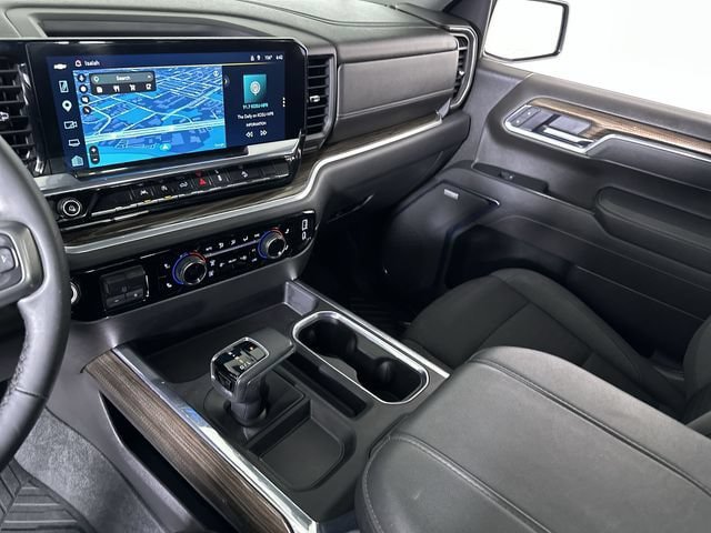 Used 2025 Chevrolet Silverado 1500 LT Trail Boss AWD/4WD image 36
