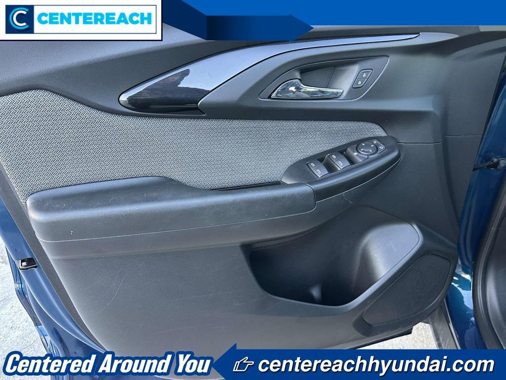 Used 2021 Chevrolet TrailBlazer LS FWD image 13