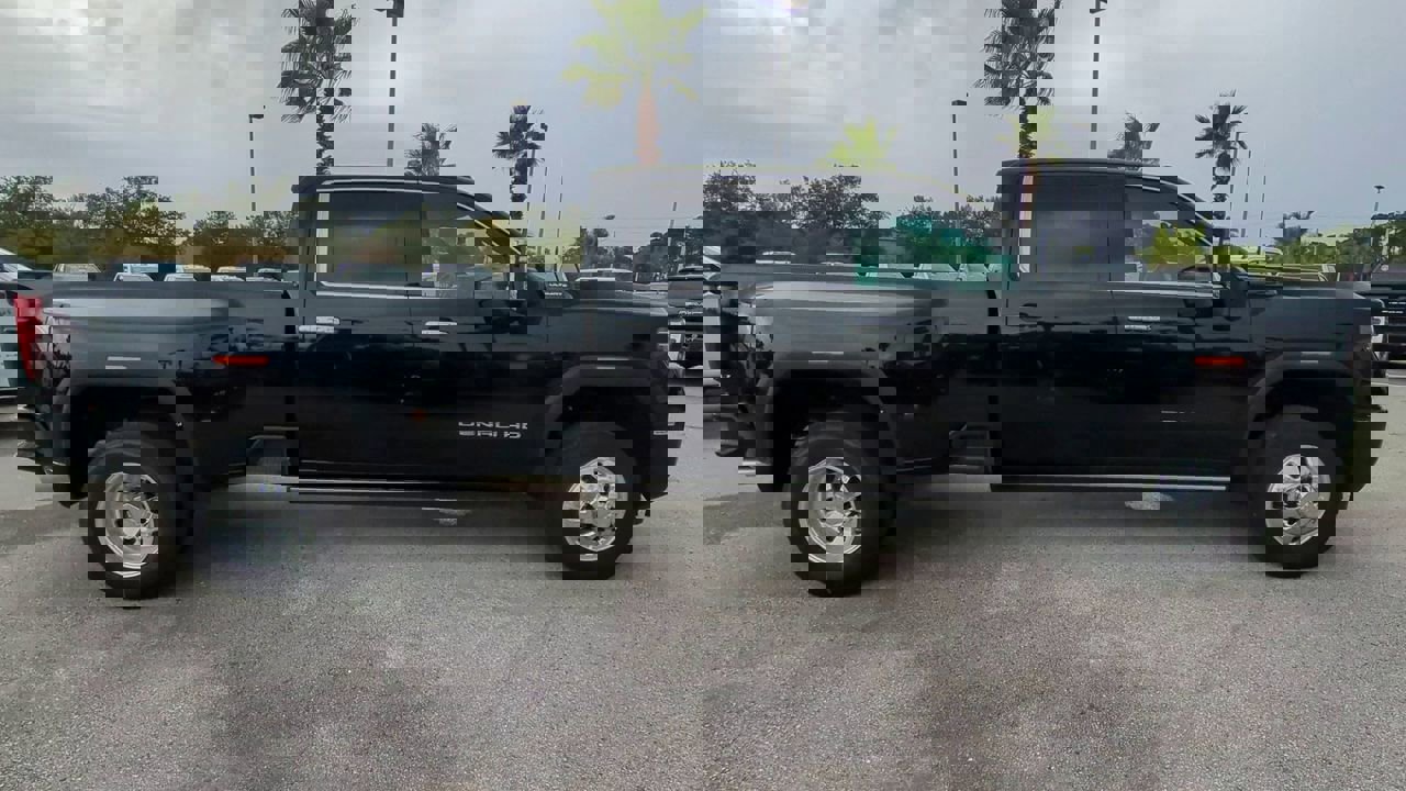 New 2026 GMC Sierra 3500 Denali Ultimate image 9