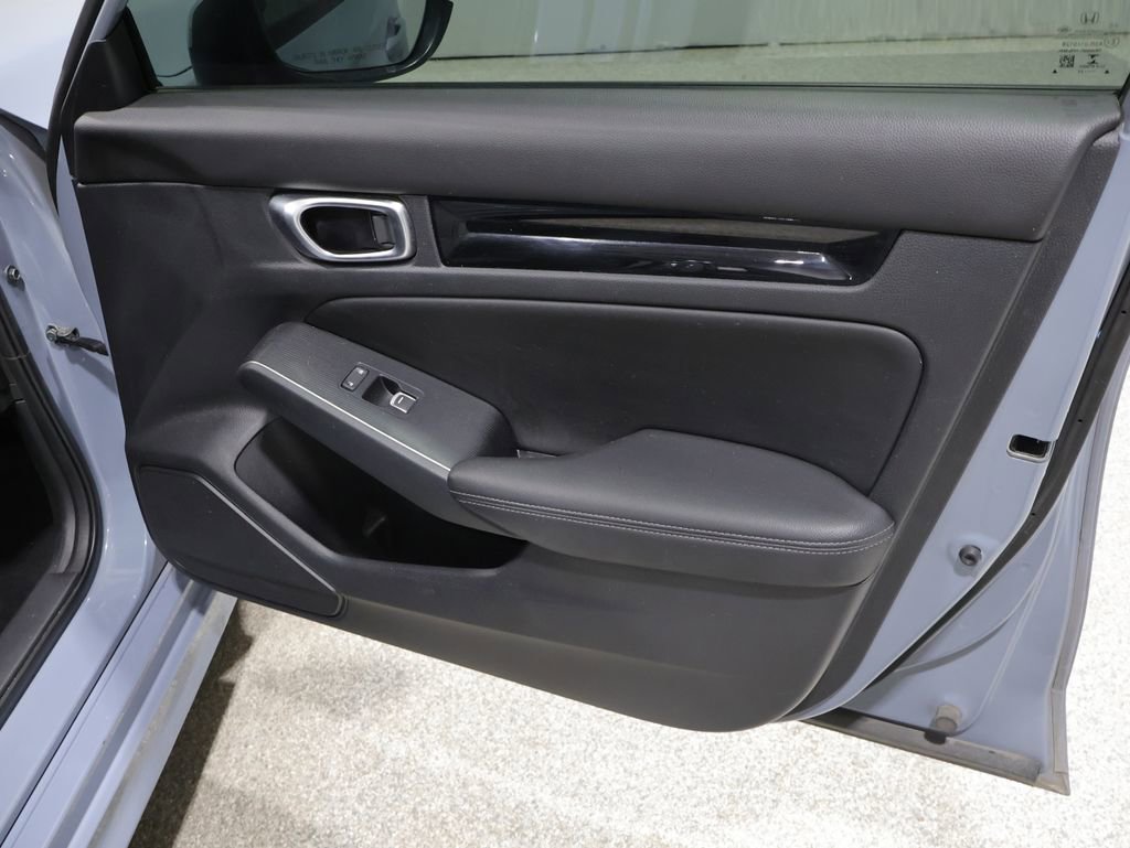 Used 2022 Honda Civic Touring image 25