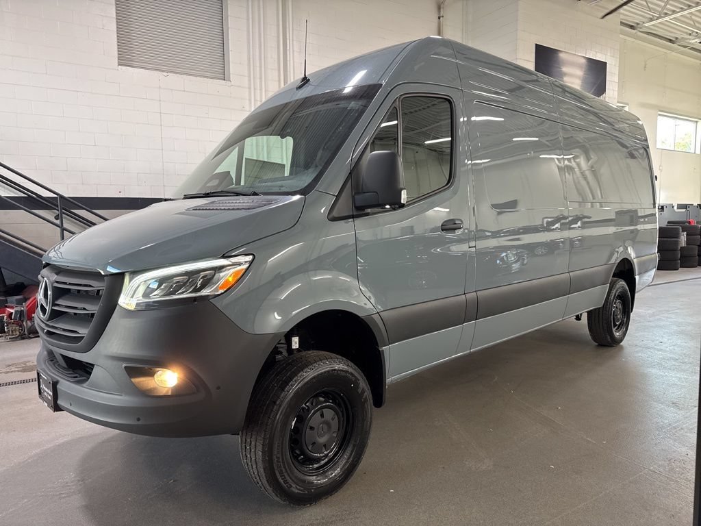 New 2026 Mercedes-Benz Sprinter 2500 image 2